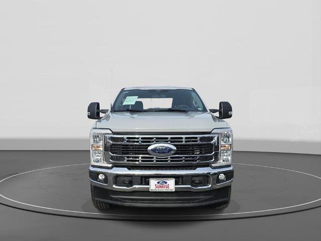Certified 2025 Ford F250 XLT image 3