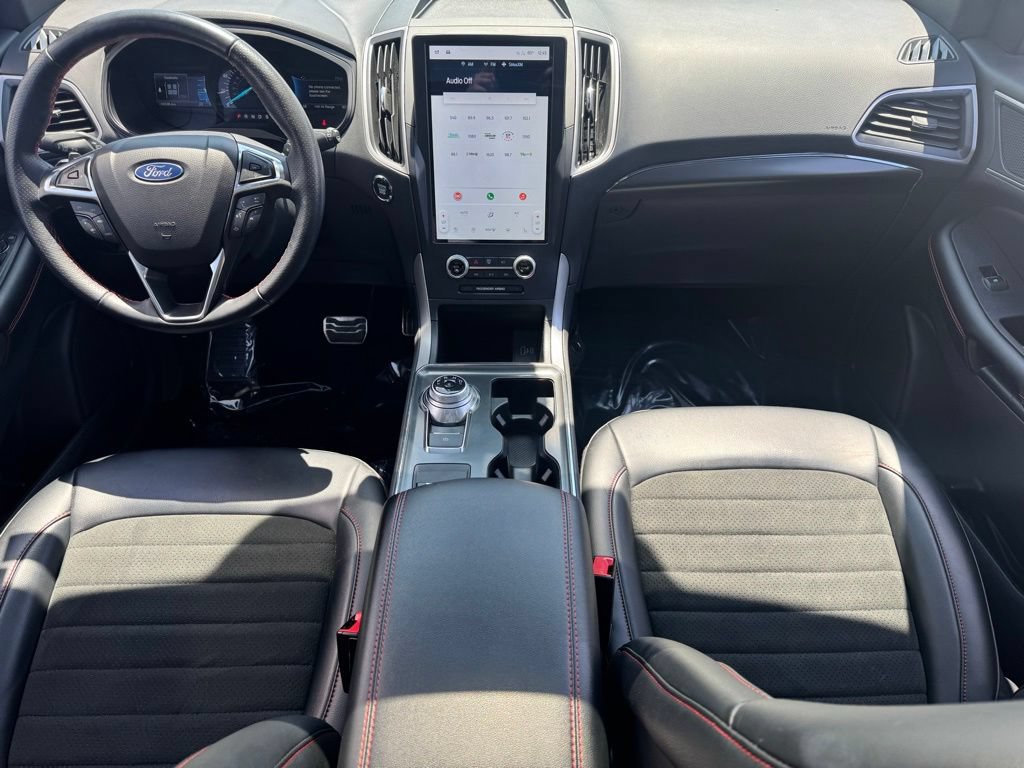 Certified 2022 Ford Edge ST-Line w/ Class II Trailer Tow Package AWD/4WD image 13
