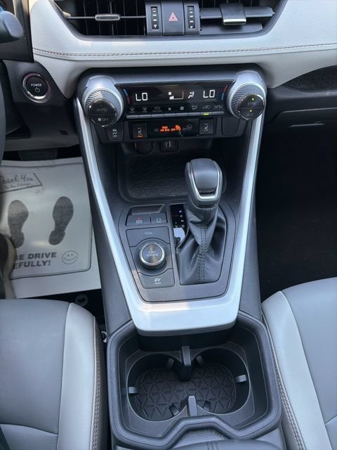 Used 2023 Toyota RAV4 XLE Premium AWD/4WD image 25