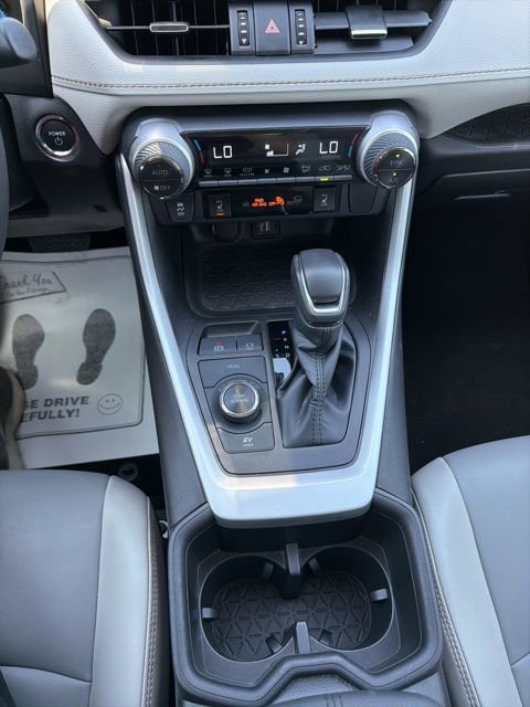 Used 2023 Toyota RAV4 XLE Premium AWD/4WD image 25