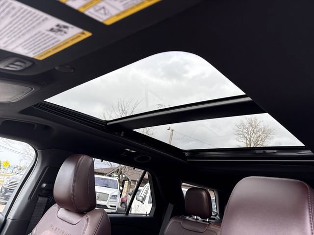 Certified 2023 Ford Explorer Platinum w/ Technology Package image 43