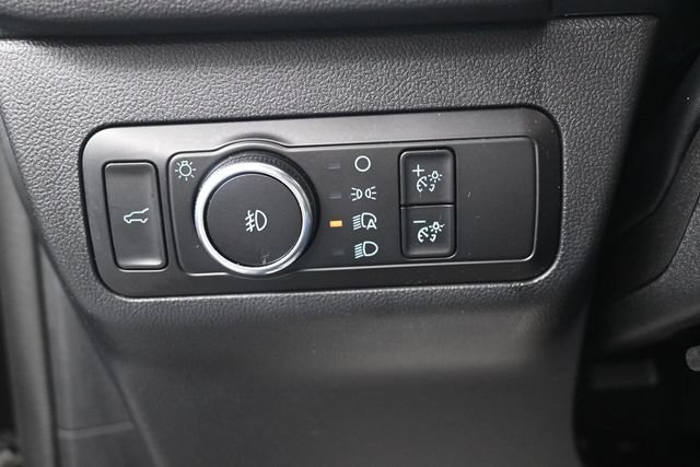 Certified 2025 Ford Escape ST-Line Select AWD/4WD image 8