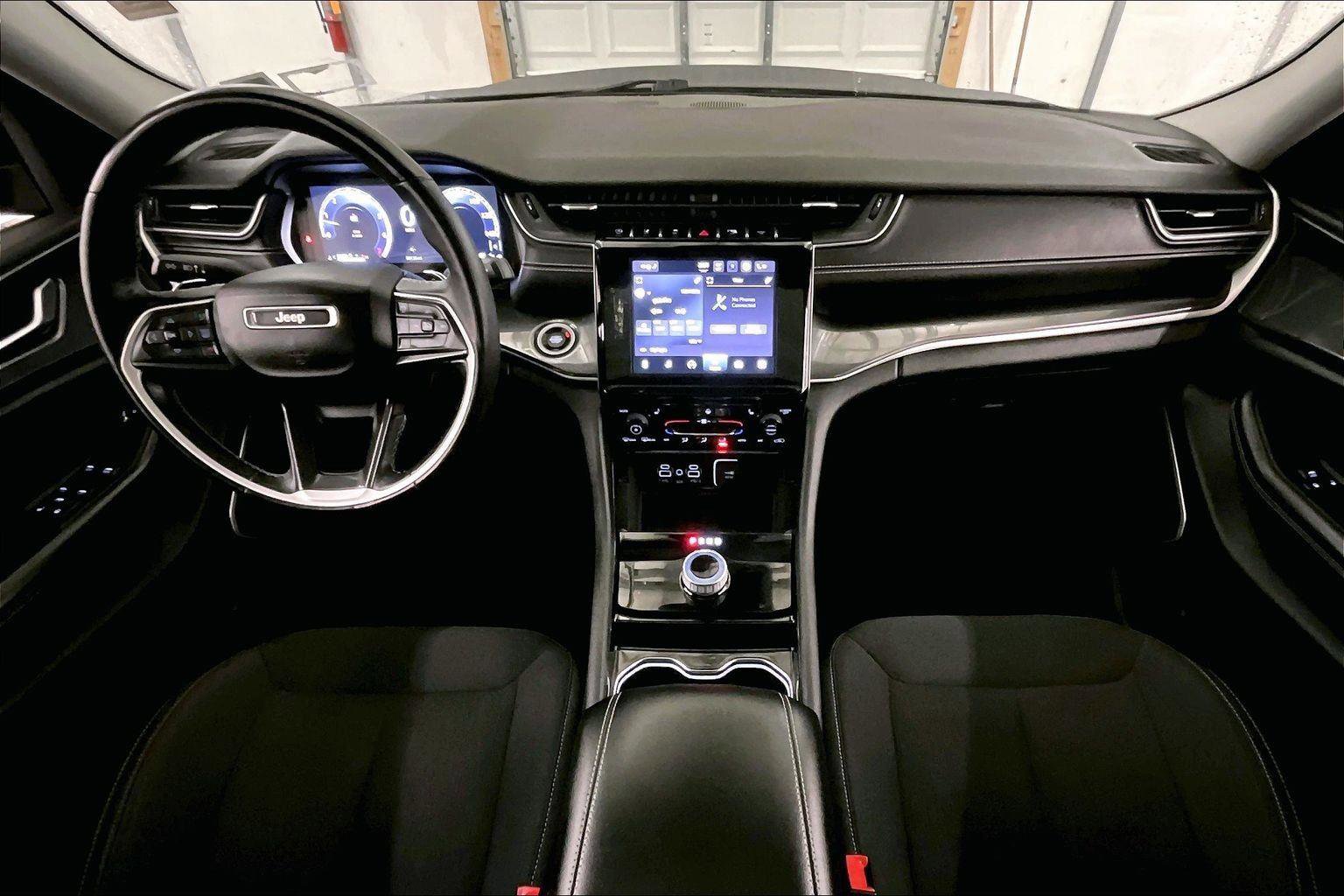 Used 2021 Jeep Grand Cherokee L Laredo w/ Luxury Tech Group I image 14