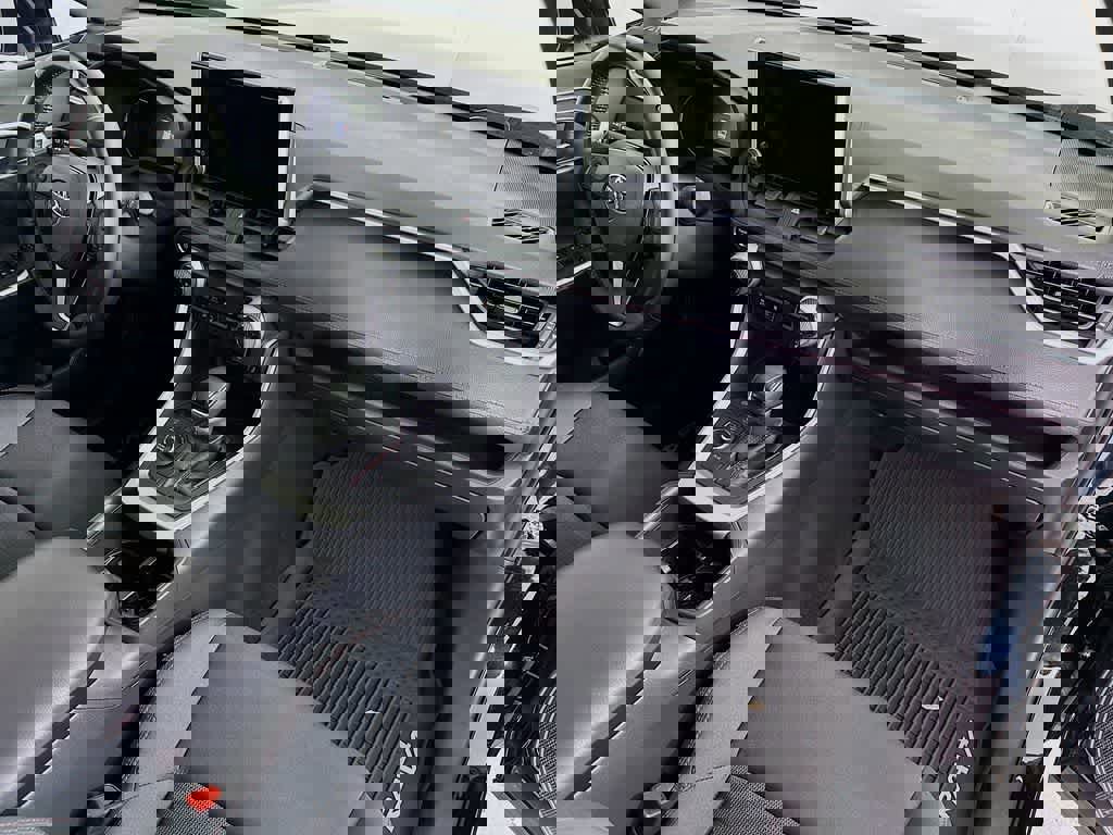 Used 2023 Toyota RAV4 SE w/ Weather & Moonroof Package image 33