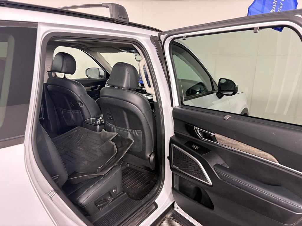 Used 2021 Kia Telluride EX w/ EX Premium Package AWD/4WD image 34
