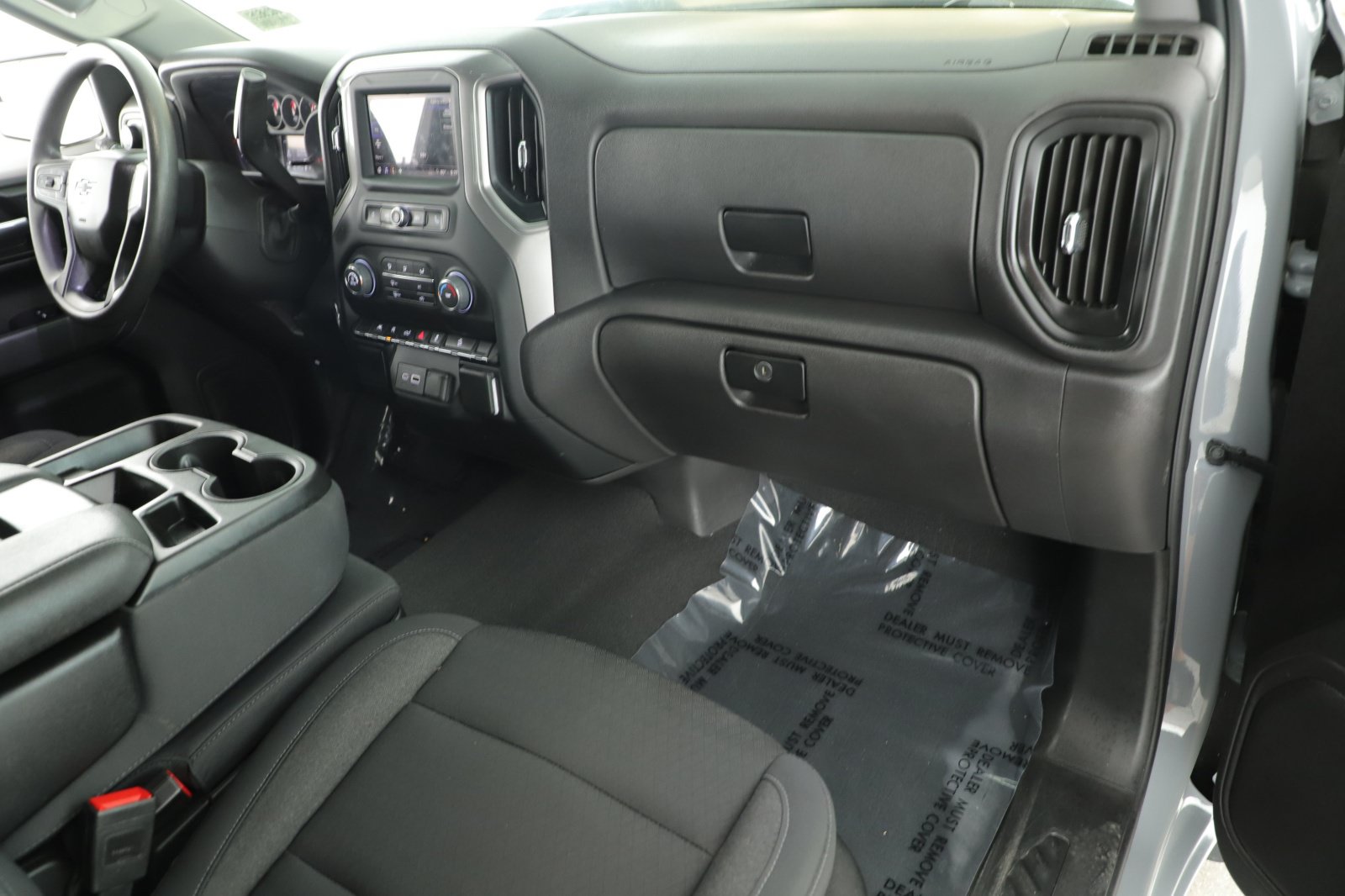 Used 2024 Chevrolet Silverado 1500 Custom Trail Boss w/ LPO, Dark Essentials Package AWD/4WD image 17