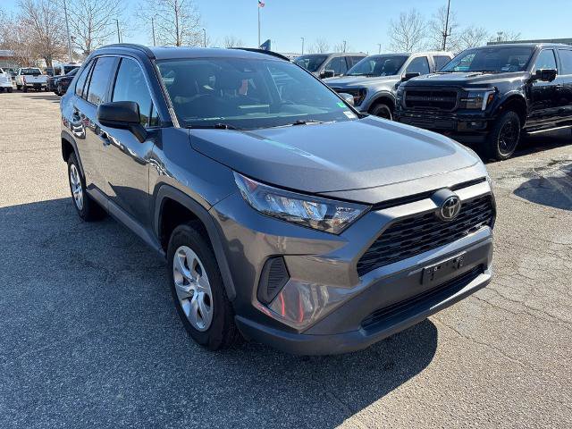 Used 2021 Toyota RAV4 LE image 7