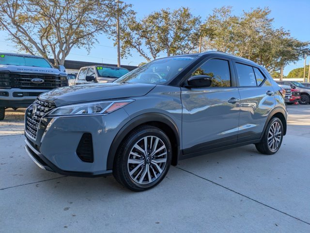 Used 2024 Nissan Kicks SV image 7
