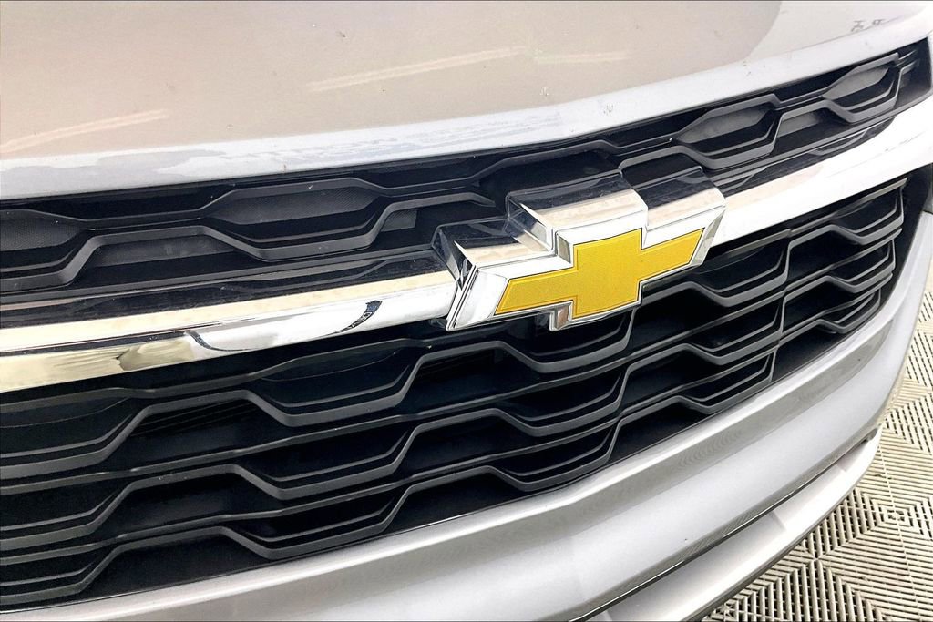 Used 2025 Chevrolet Trax LT w/ LT Convenience Package FWD image 23