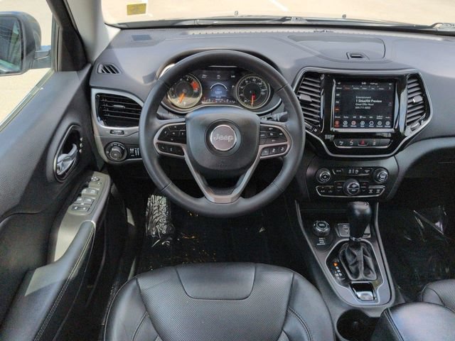 Used 2021 Jeep Cherokee Limited w/ Mopar Interior Package AWD/4WD image 16