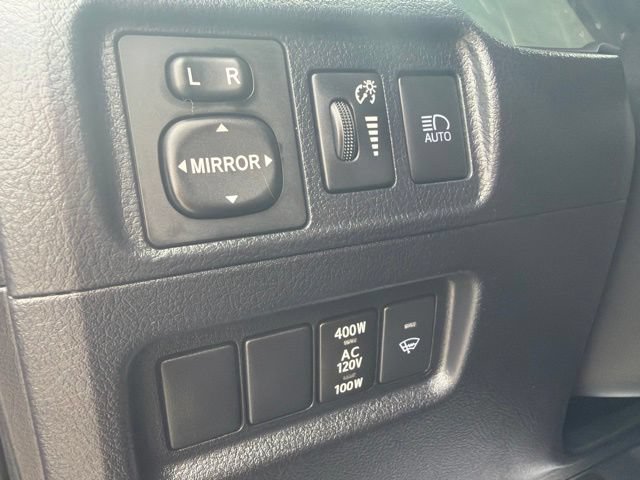 Used 2024 Toyota 4Runner TRD Off-Road Premium AWD/4WD image 9