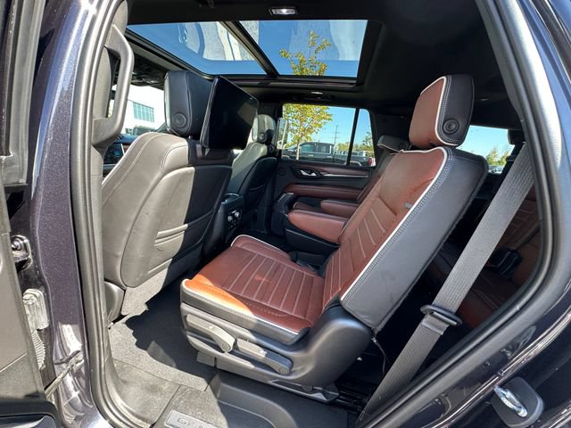 Used 2023 GMC Yukon Denali Ultimate AWD/4WD image 19