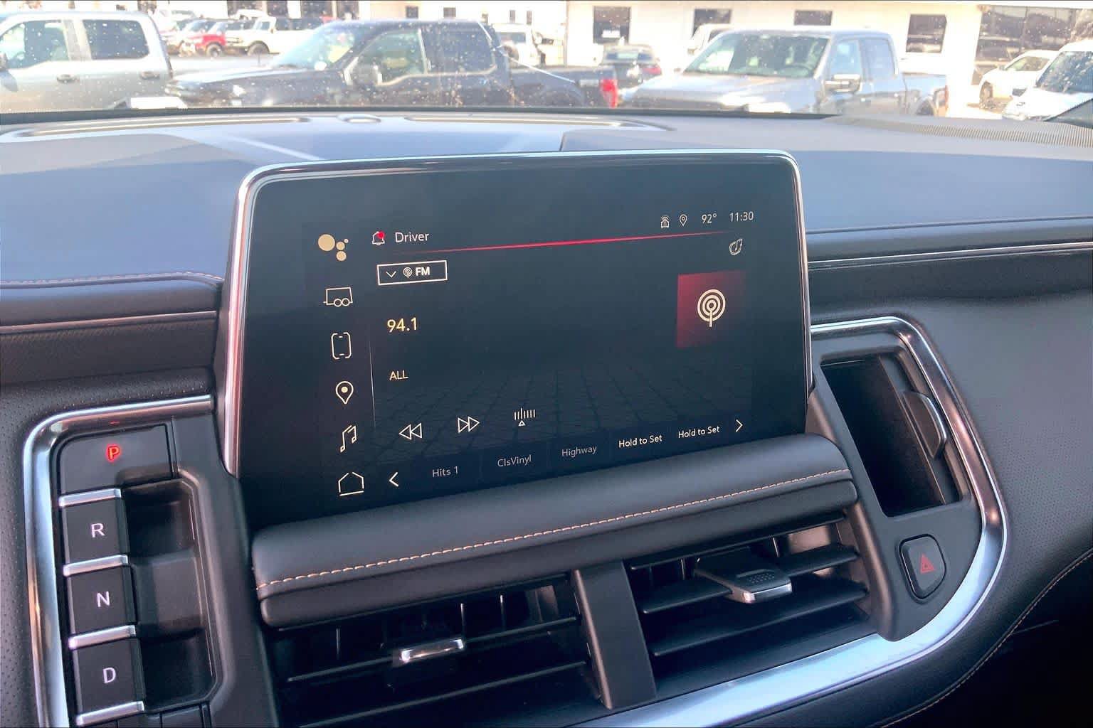 Used 2024 GMC Yukon AT4 w/ AT4 Premium Plus Package AWD/4WD image 34