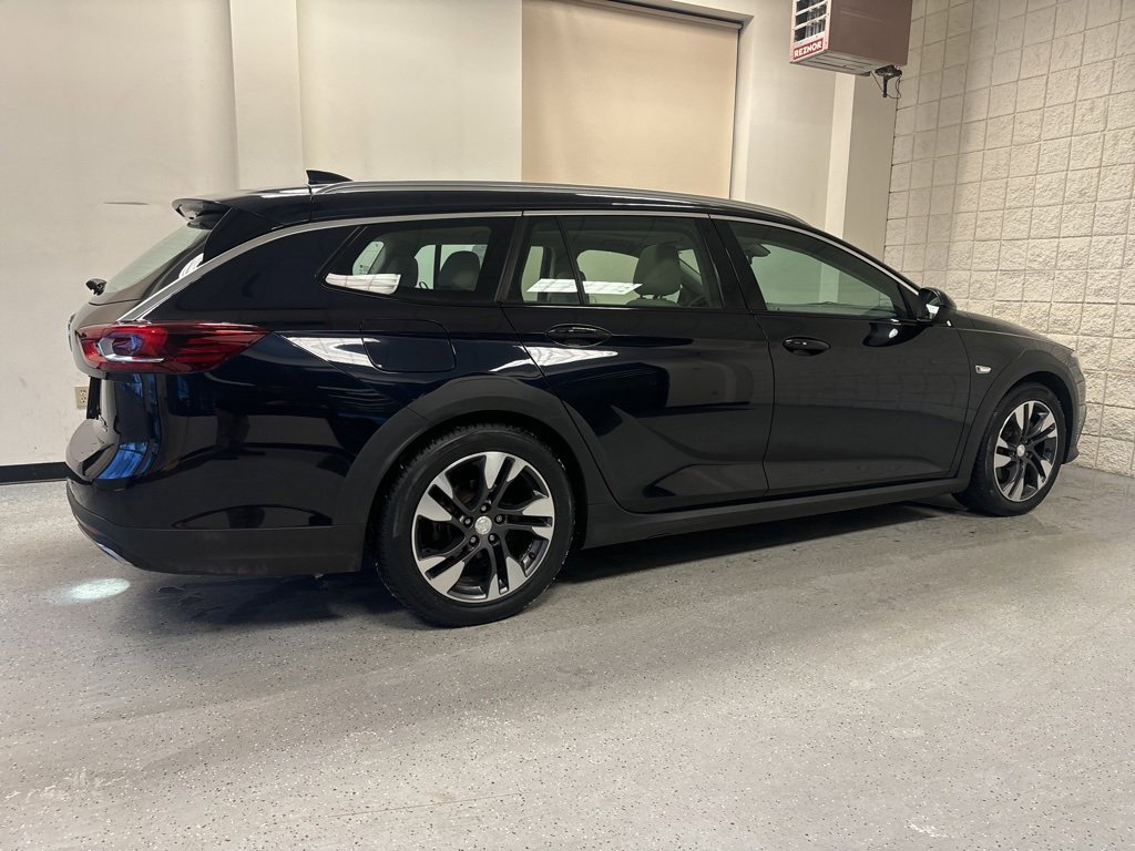 Used 2018 Buick Regal Essence w/ Driver Confidence Package #1 image 47