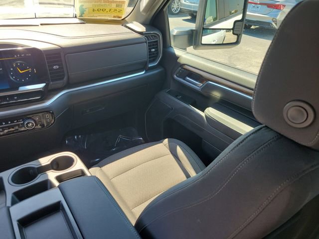 Used 2025 Chevrolet Silverado 2500 LT w/ Convenience Package AWD/4WD image 13