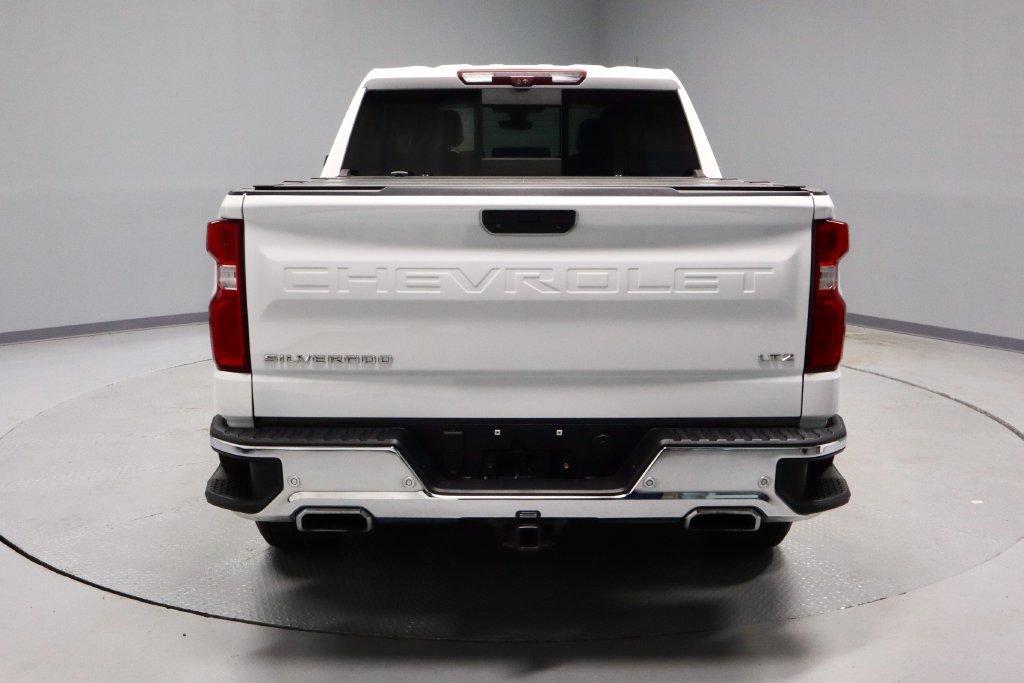 Used 2020 Chevrolet Silverado 1500 LTZ w/ LTZ Premium Package AWD/4WD image 10