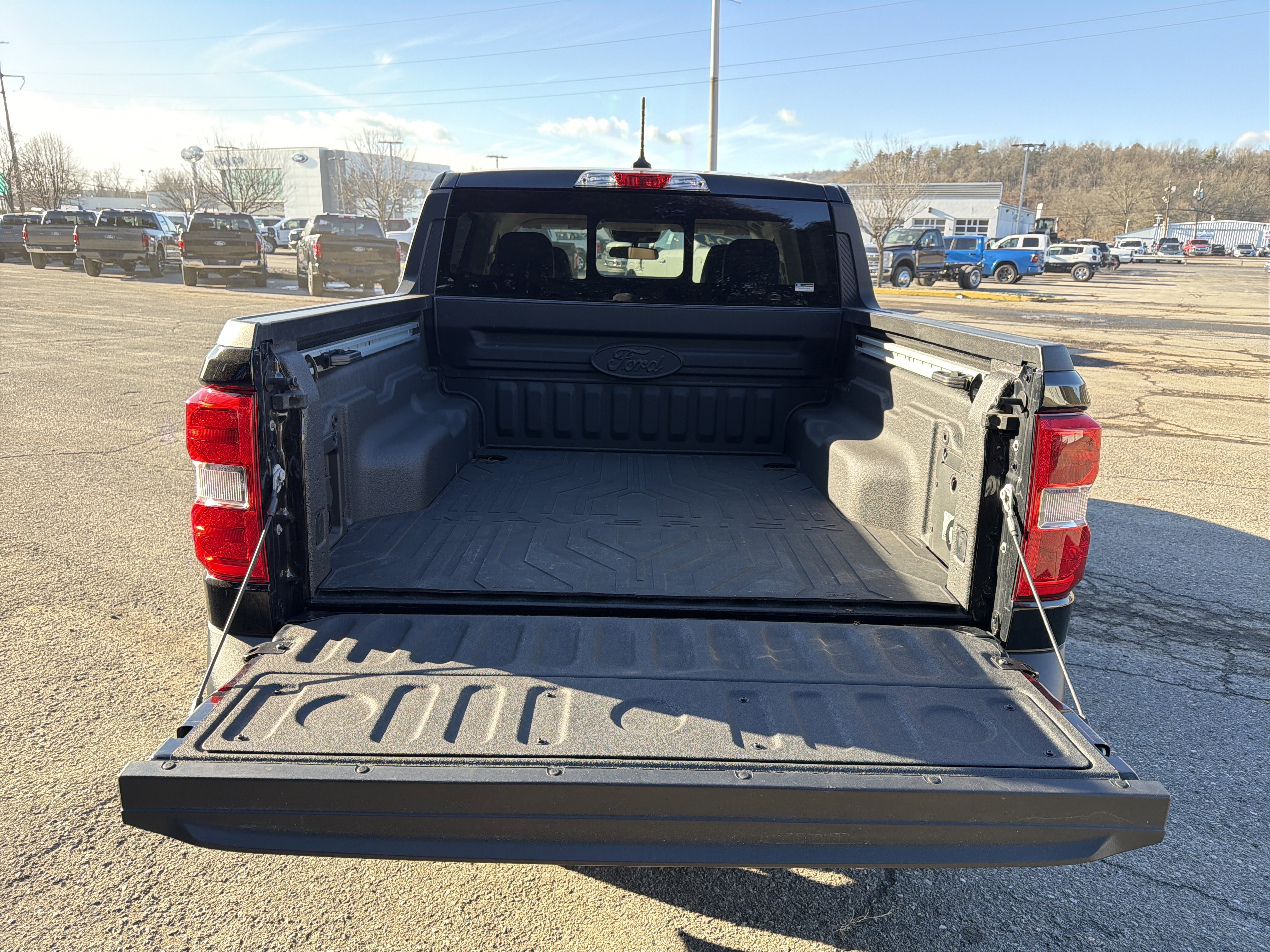 Certified 2024 Ford Maverick Lariat image 31