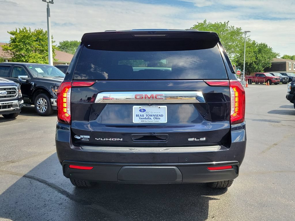 Used 2022 GMC Yukon SLE w/ Gmc Pro Safety Plus Package AWD/4WD image 5