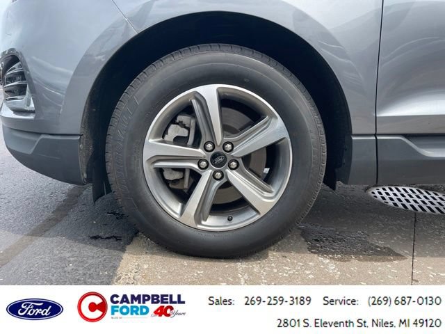 Certified 2024 Ford Edge SEL w/ Convenience Package AWD/4WD image 9
