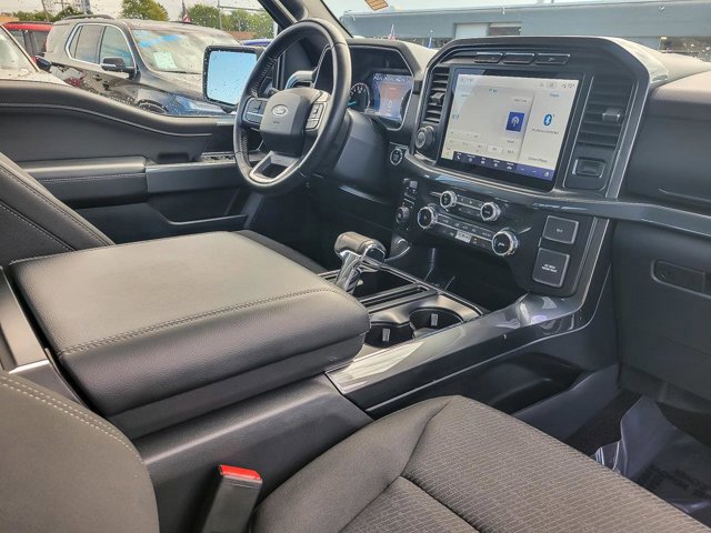 Certified 2022 Ford F150 XLT w/ Equipment Group 302A High image 30