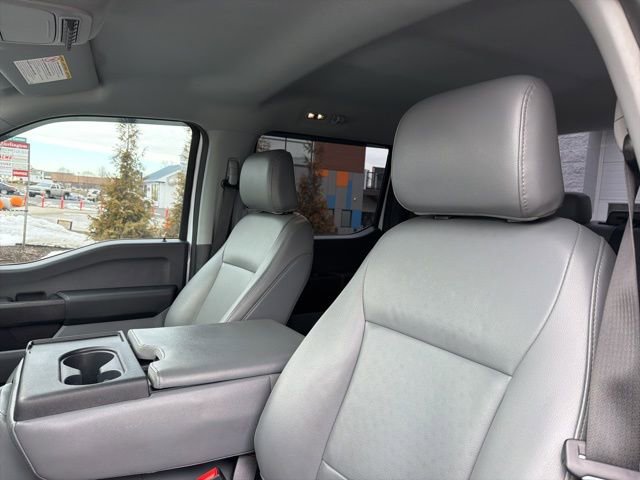 Certified 2024 Ford F250 XL w/ Snow Plow/Camper Package AWD/4WD image 17