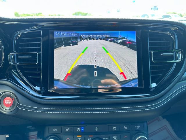 Used 2022 Dodge Durango SRT w/ Technology Group AWD/4WD image 16