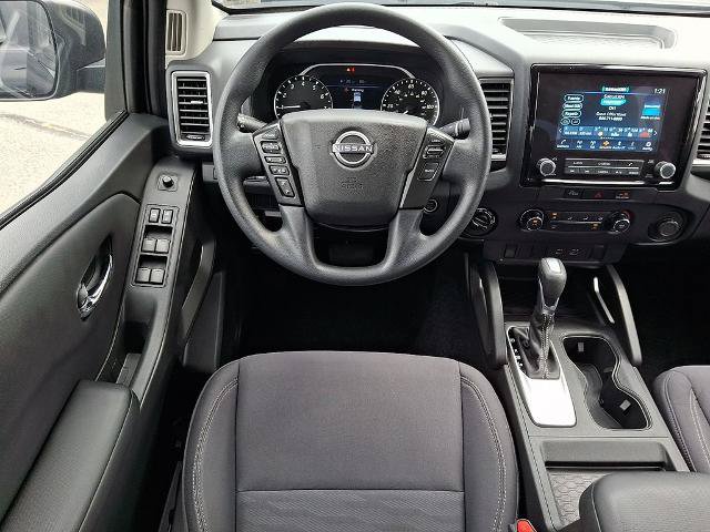 Used 2024 Nissan Frontier SV AWD/4WD image 11