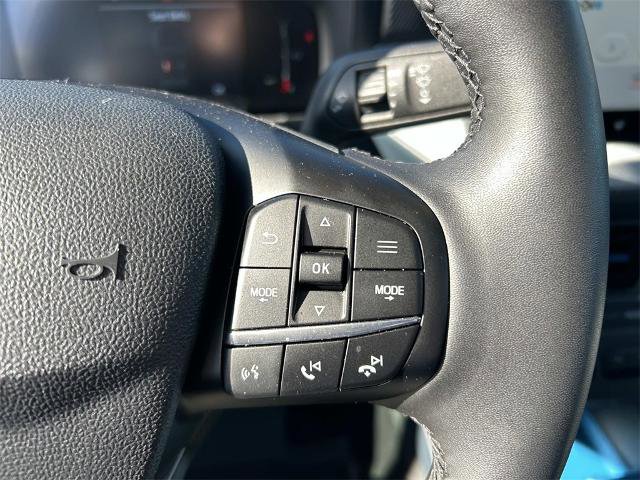 Certified 2025 Ford Maverick XLT w/ XLT Luxury Package image 31