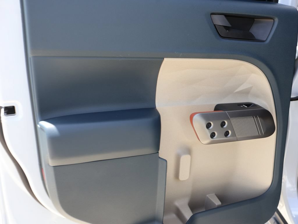 Certified 2025 Ford Maverick Lariat AWD/4WD image 17