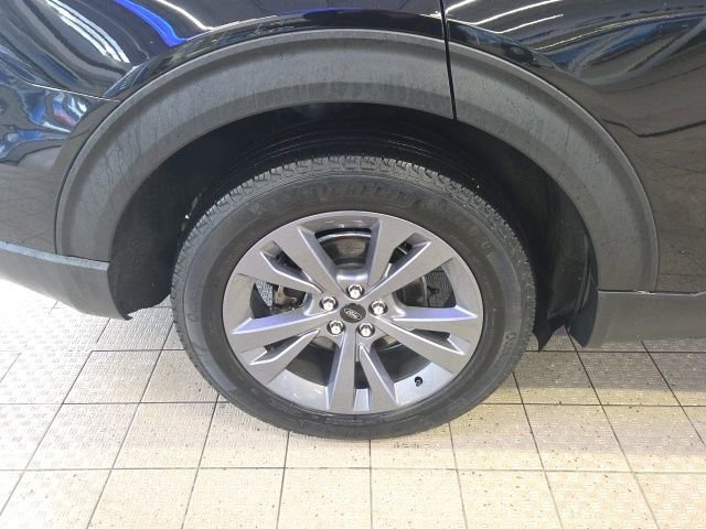 Certified 2023 Ford Explorer XLT w/ Equipment Group 202A image 7