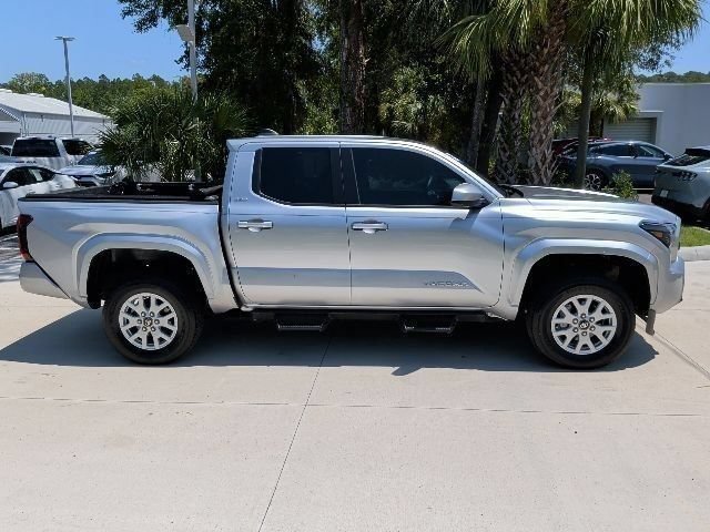 Used 2024 Toyota Tacoma SR5 RWD image 4