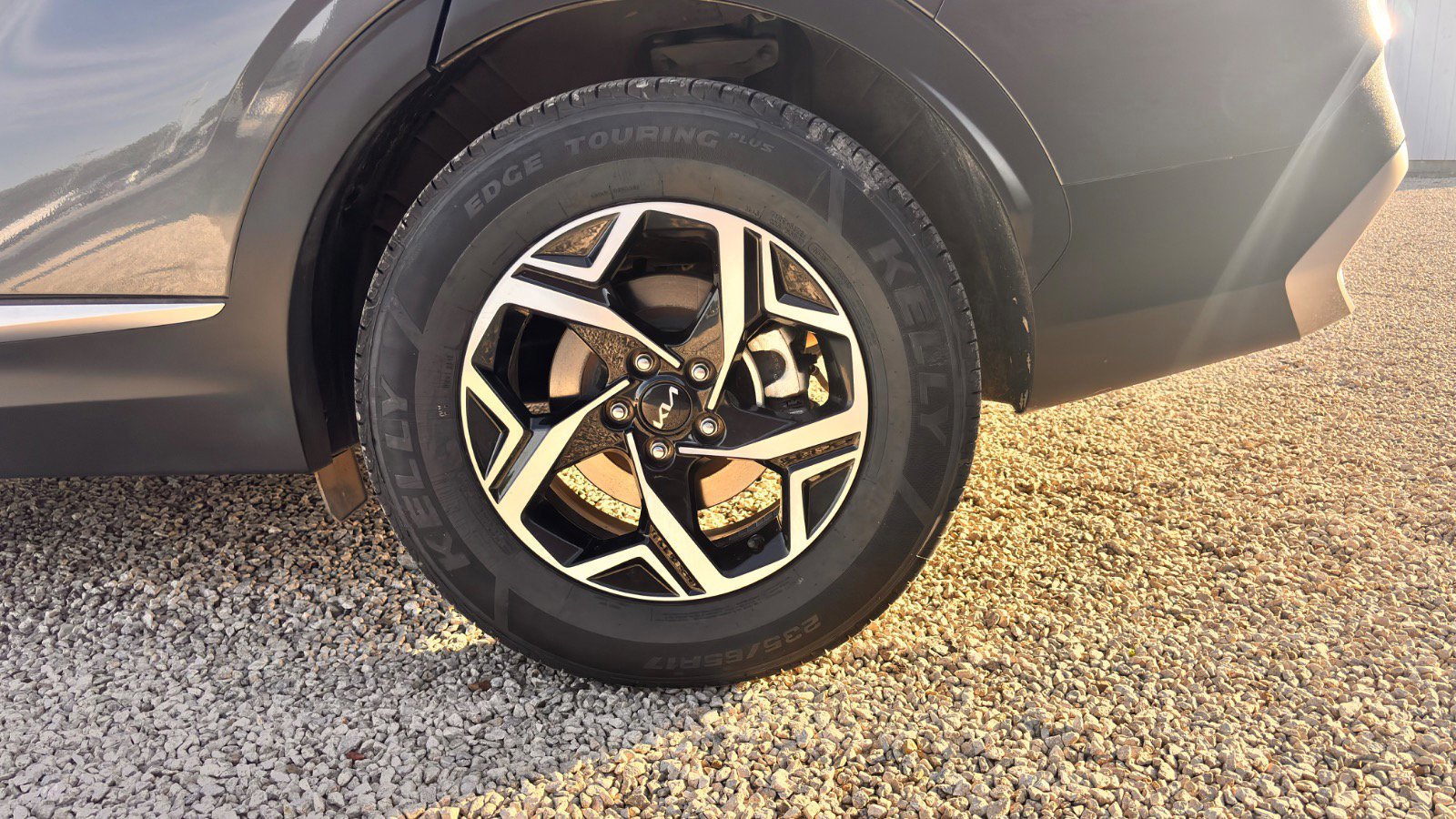 Used 2023 Kia Sportage LX image 16