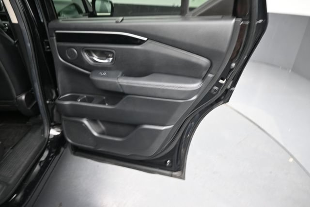Used 2025 Honda Pilot Touring image 28