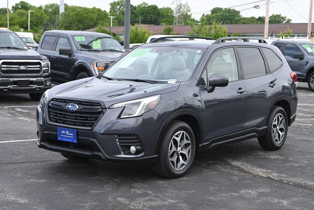 Used 2022 Subaru Forester Premium AWD/4WD image 5