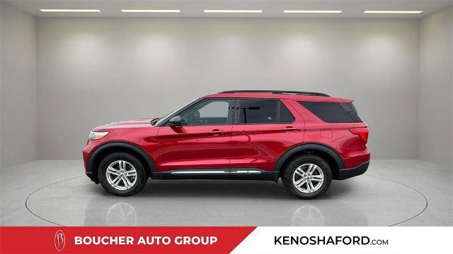 Certified 2022 Ford Explorer XLT w/ Class IV Trailer Tow Package image 3