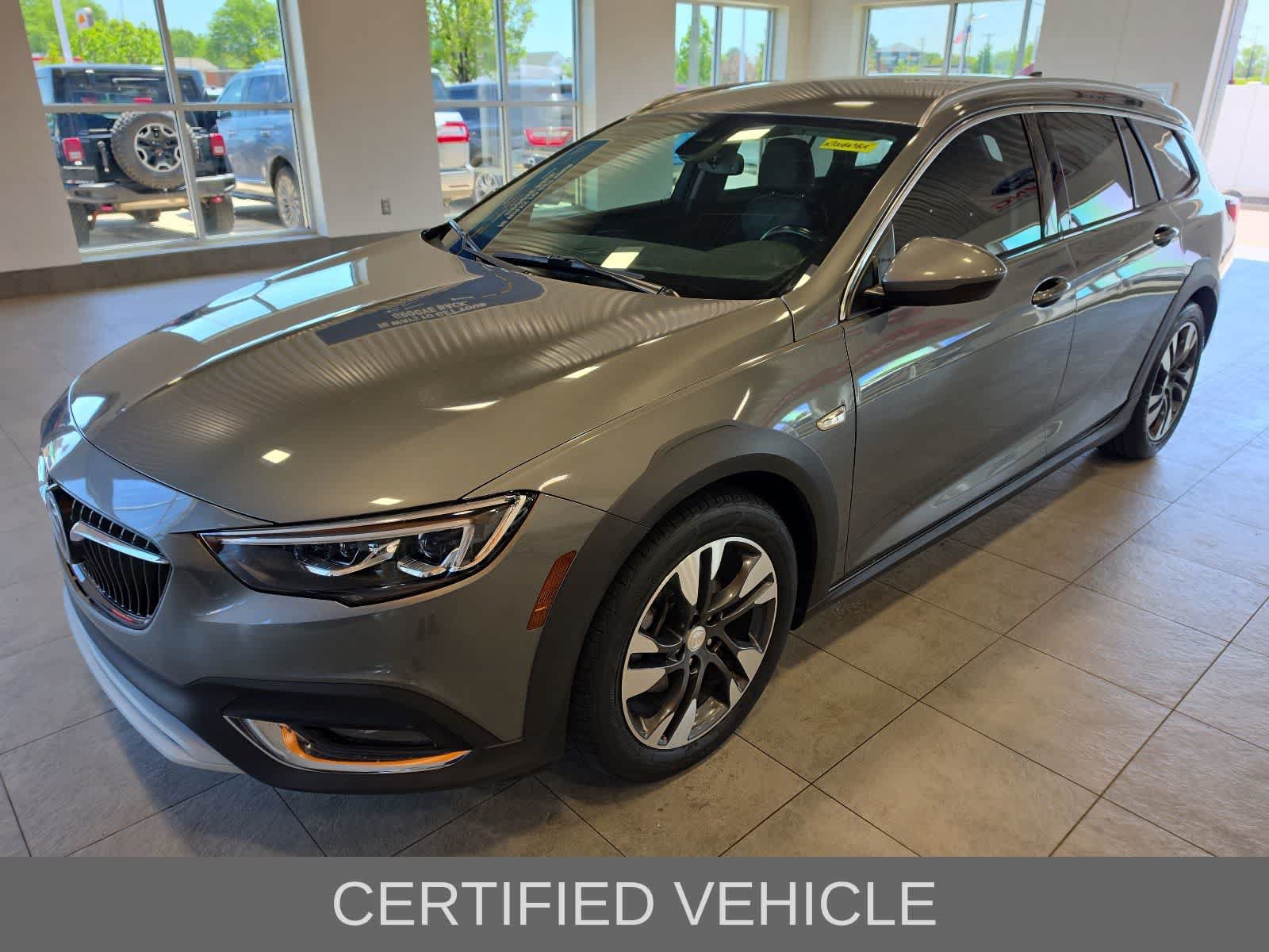 Used 2019 Buick Regal Essence w/ Driver Confidence Package I AWD/4WD image 1