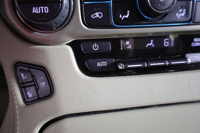Used 2020 GMC Yukon Denali w/ Denali Premium Package AWD/4WD image 26