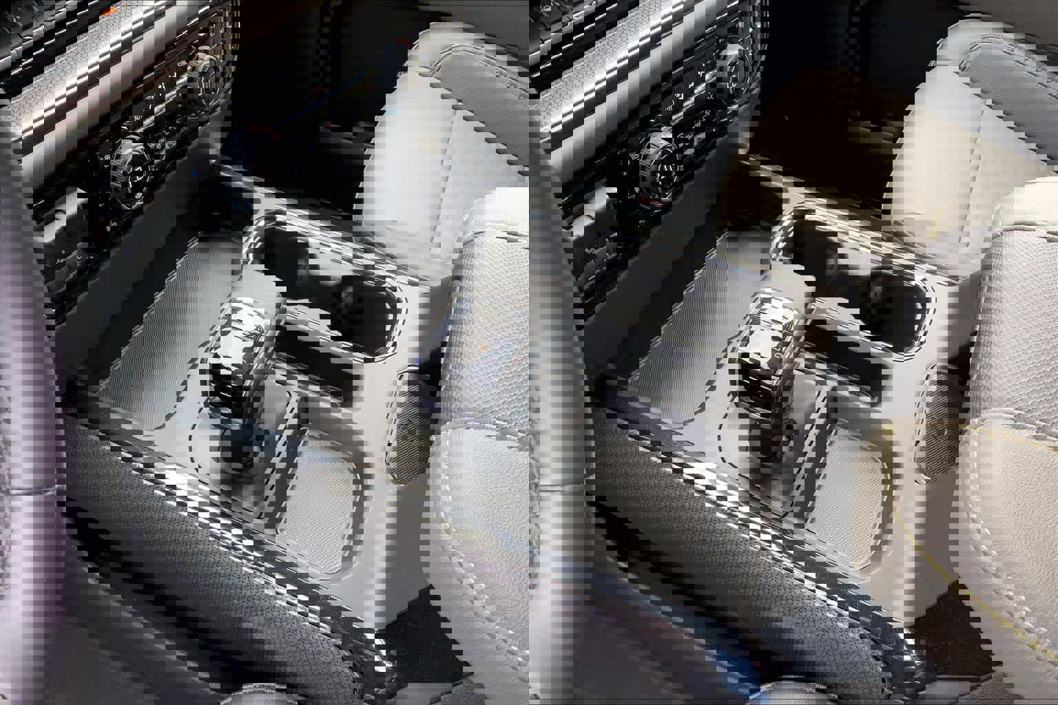 Used 2023 Chevrolet Silverado 1500 ZR2 w/ Technology Package image 16