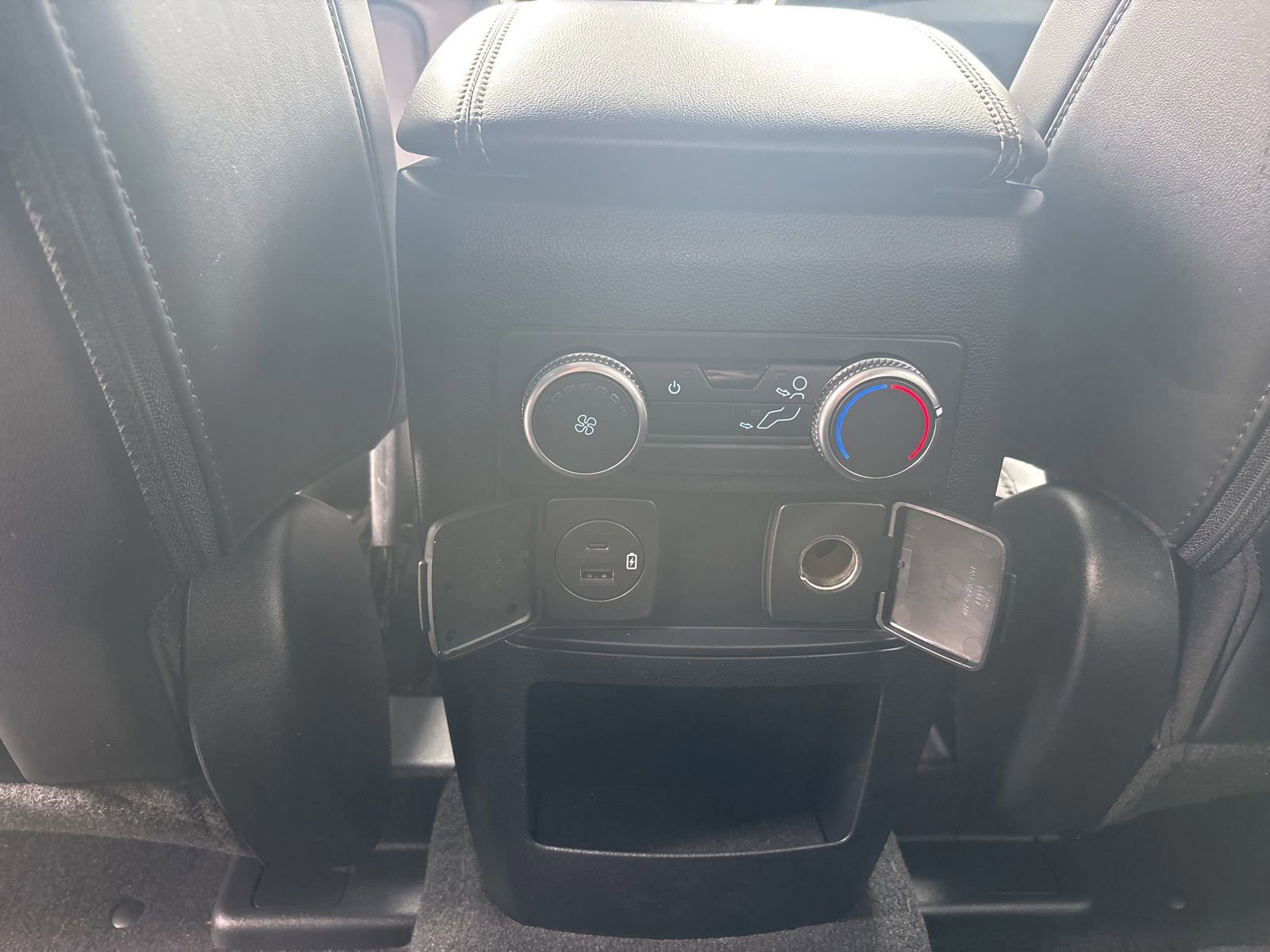 Certified 2021 Ford Explorer XLT w/ Equipment Group 202A image 40