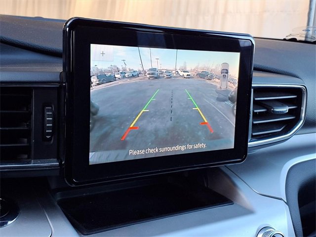Certified 2022 Ford Explorer XLT w/ Equipment Group 202A image 16
