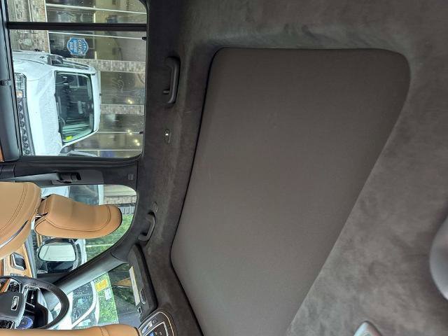 Used 2025 Jeep Grand Cherokee L Summit AWD/4WD image 10