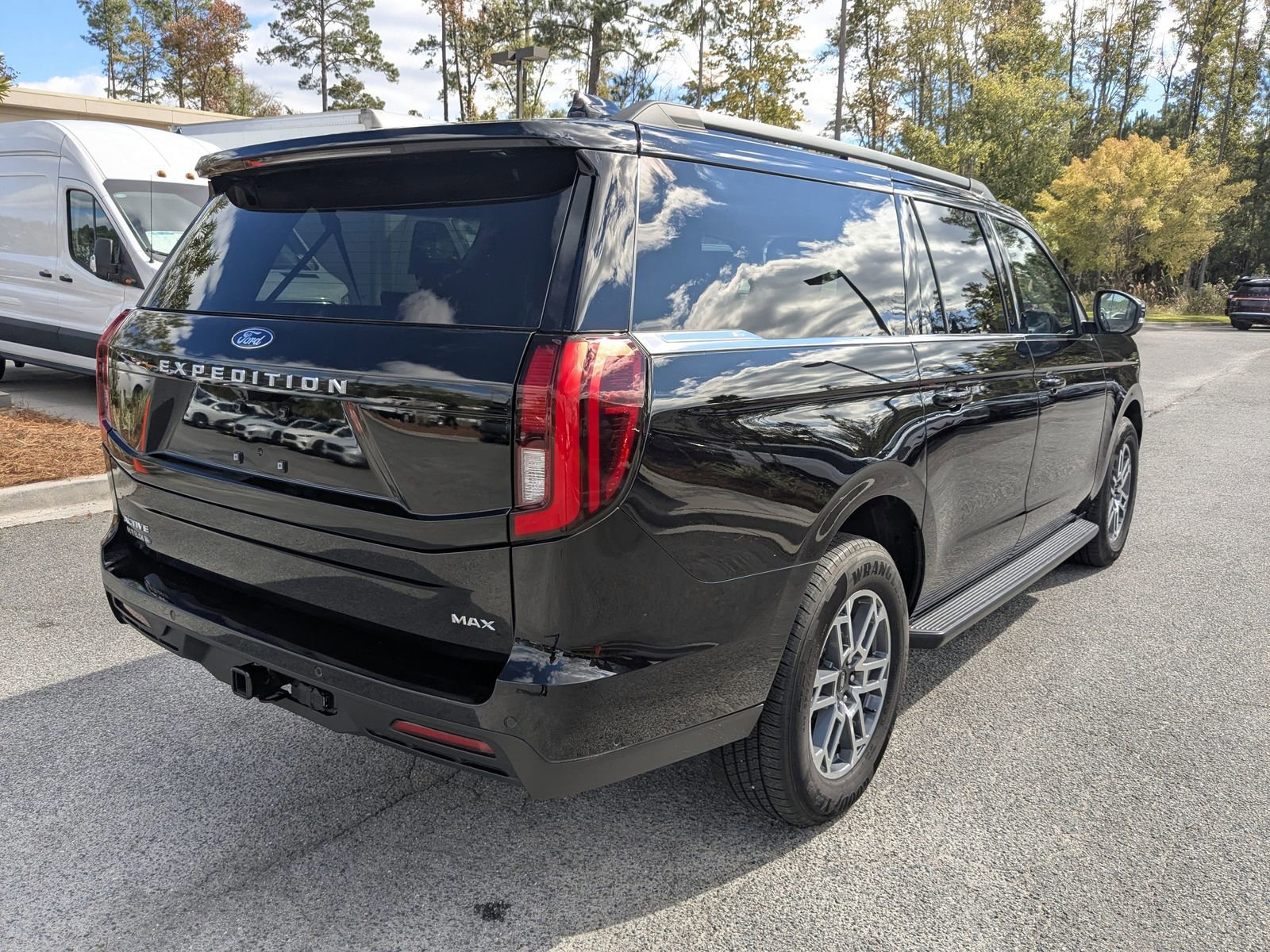 Certified 2025 Ford Expedition Max Active image 5