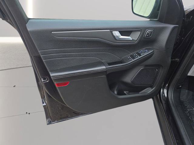 Certified 2023 Ford Escape Active w/ Tech Pack #2 image 10