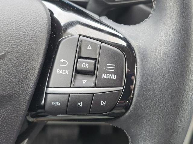 Certified 2025 Ford Escape SE w/ PHEV Premium Package FWD image 18