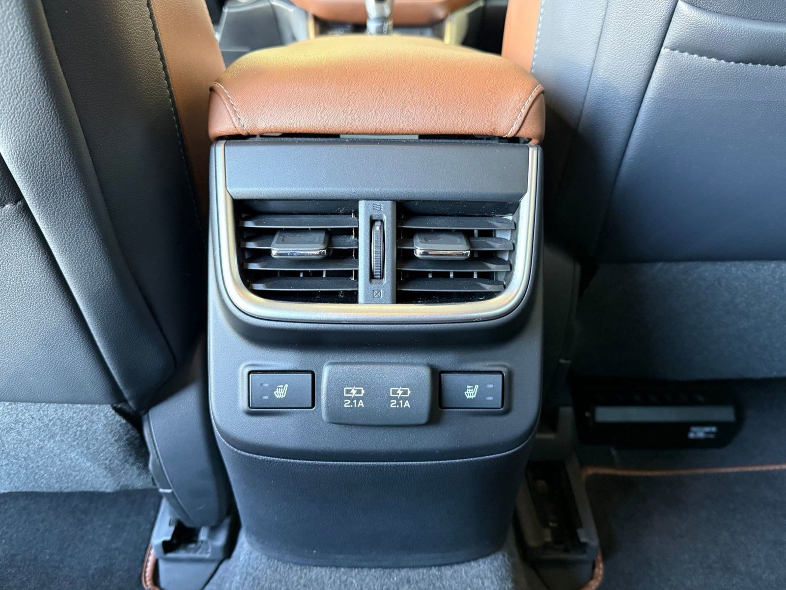 Used 2021 Subaru Outback Touring XT image 26