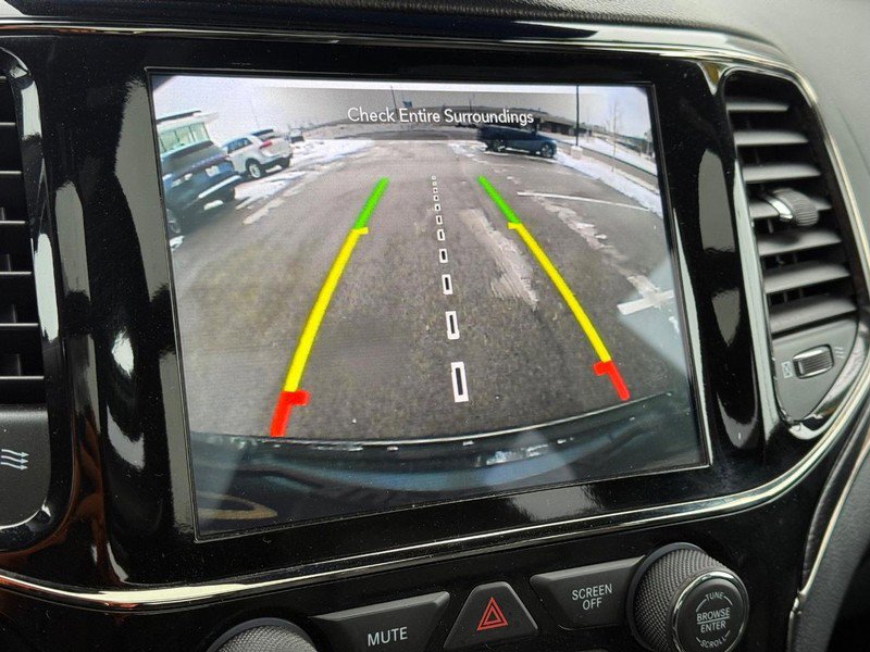 Used 2020 Jeep Grand Cherokee High Altitude image 23