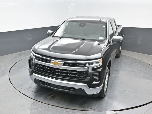 Used 2024 Chevrolet Silverado 1500 LT AWD/4WD image 16
