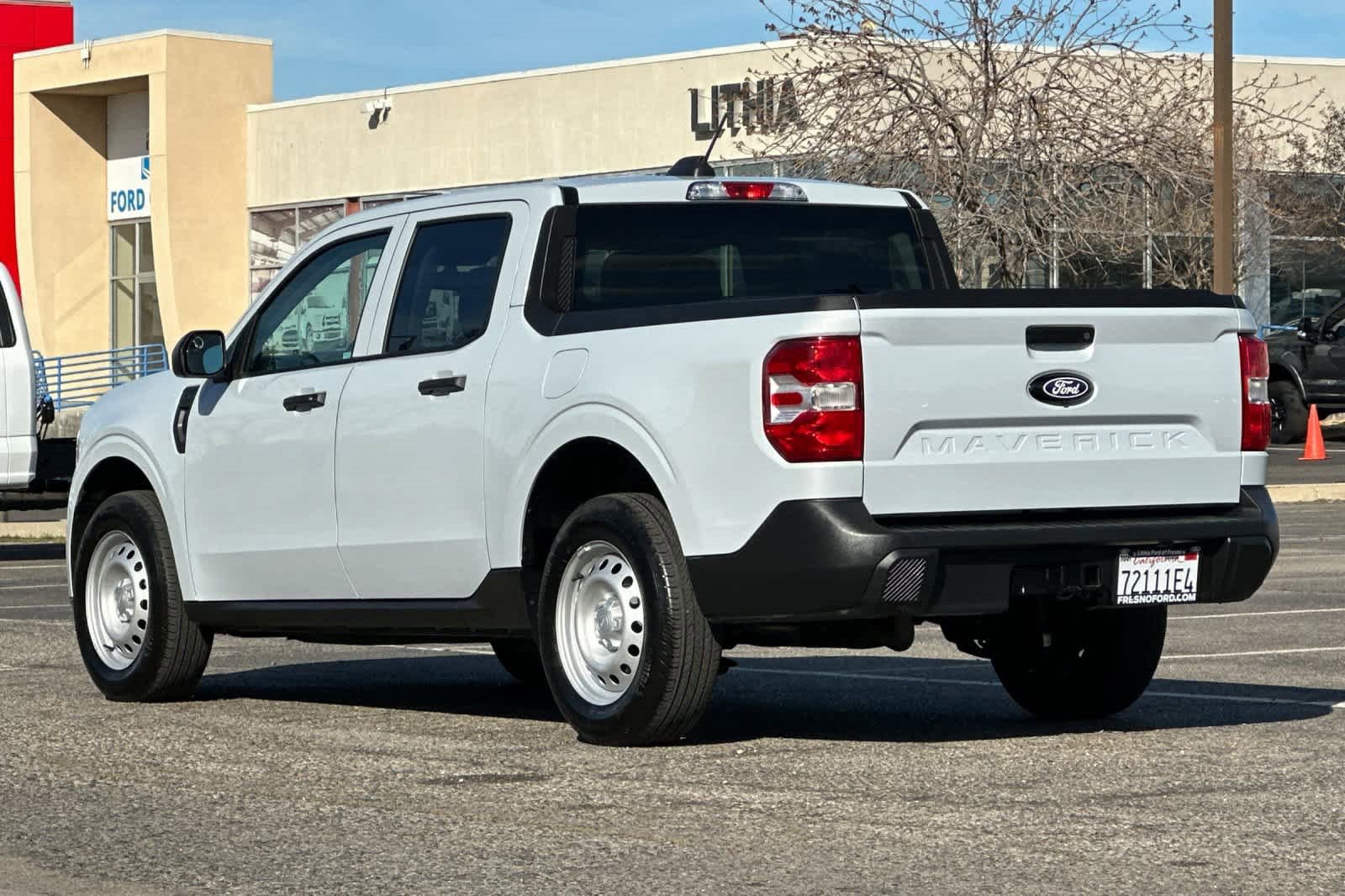 Certified 2025 Ford Maverick XL image 3