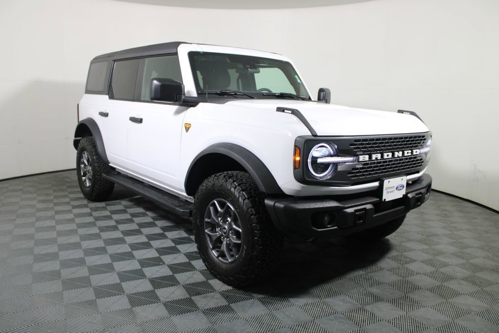 Certified 2025 Ford Bronco Badlands image 5