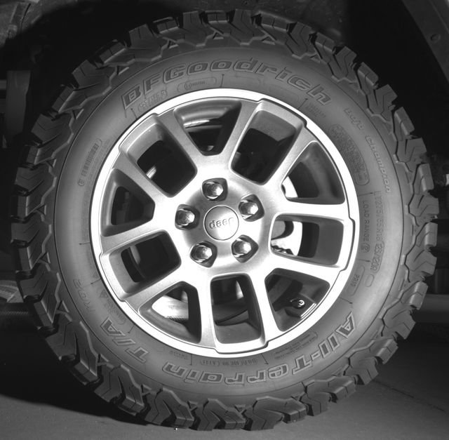 Used 2020 Jeep Gladiator Overland AWD/4WD image 9